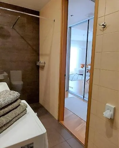 Seedri Breakwater With Private Parking